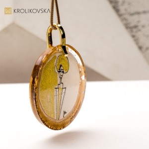 Naszyjniki Artystyczne na Prezent – Unikalne Grafiki Malowane Ręcznie.