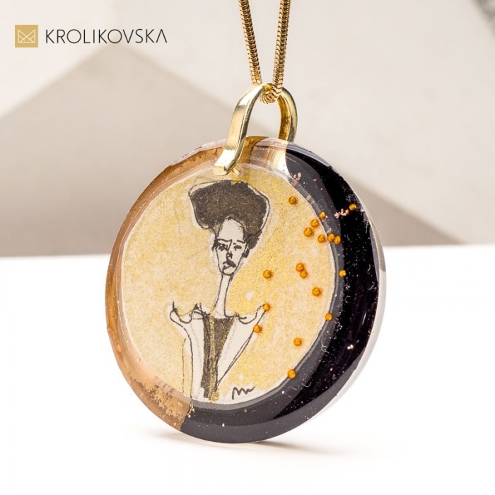 Biżuteria z Duszą: Naszyjnik z Ręcznie Malowaną Sztuką.