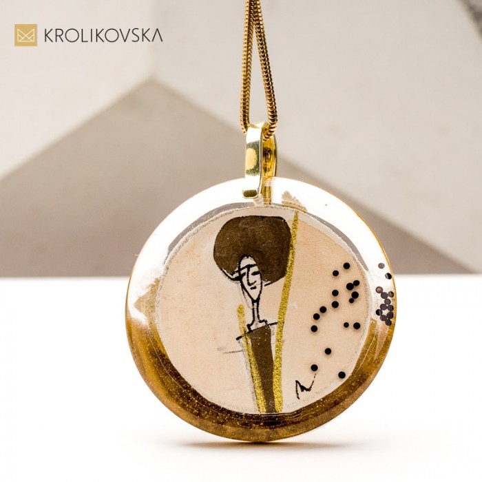 Naszyjnik Artystyczny z Malowaną Grafiką – Wyjątkowy Upominek dla Estetów.