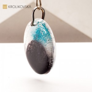 Naszyjnik Malowany Ręcznie – Idealny Prezent dla Miłośników Sztuki.