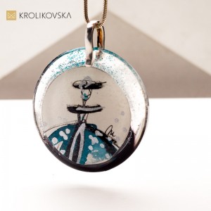 Naszyjnik Malowany Ręcznie – Idealny Prezent dla Miłośników Sztuki.