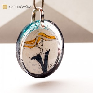 Naszyjnik Tworzony Sercem – Ręcznie Malowana Biżuteria Artystyczna.