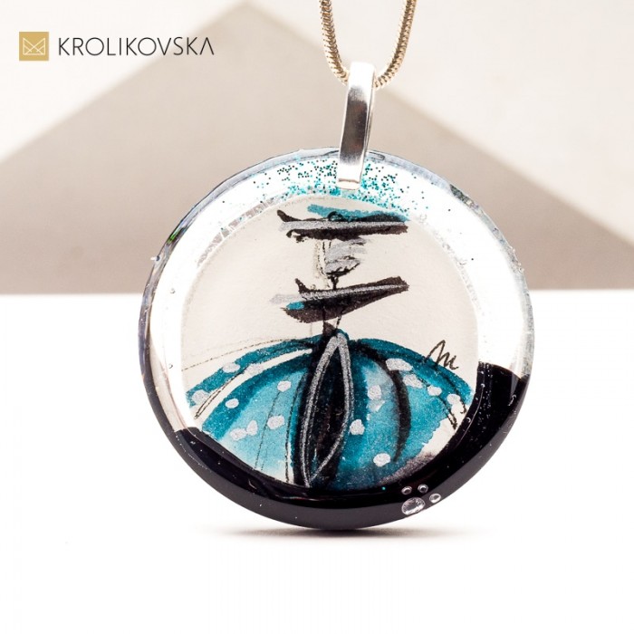 Naszyjnik z Ręcznie Namalowaną Grafiką – Prezent, Który Ma Duszę.