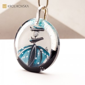 Naszyjnik z Ręcznie Namalowaną Grafiką – Prezent, Który Ma Duszę.