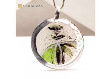 Naszyjnik z Ręcznie Malowaną Sztuką – Biżuteria, Która Opowiada Historię.