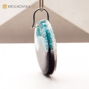 Naszyjnik z Ręcznie Malowaną Wizją – Biżuteria, Która Ożywia Twoje Pomysły.