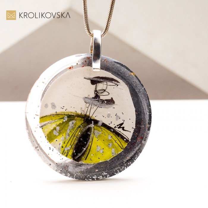 Ręcznie Malowany Naszyjnik – Artystyczny Prezent, Który Zaskakuje.