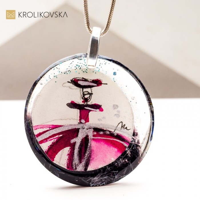 Naszyjnik z Malowaną Grafiką – Unikatowy Prezent Stworzony przez Artystkę.