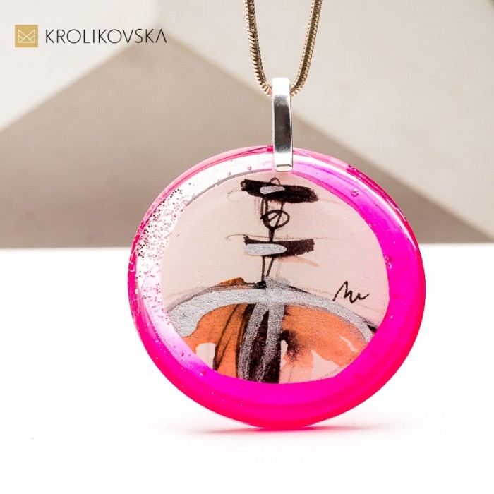 Wyjątkowy naszyjnik w prezencie – sztuka na wyciągnięcie ręki.