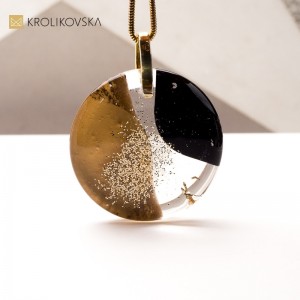 Artystyczna Biżuteria na Prezent – Każdy Produkt Jest Jedyny w Swoim Rodzaju.