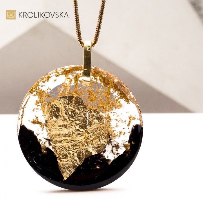 Naszyjnik – Niepowtarzalny Prezent.