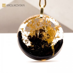 Naszyjnik – Niepowtarzalny Prezent.