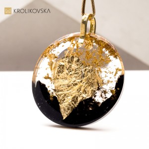 Naszyjnik – Niepowtarzalny Prezent.