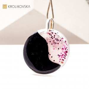 Ekskluzywny Naszyjnik na Zamówienie – Stworzony z Miłością do Sztuki.