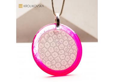 Wyjątkowy Prezent: Naszyjnik z Ręcznie Malowanym Wzorem.