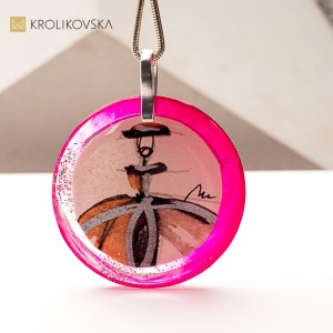 Naszyjnik z Grafiką – Biżuteria Artystyczna na Wyjątkowy Prezent.