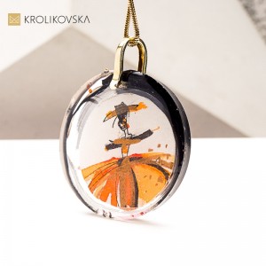 Elegancka Biżuteria w Prezencie - Ręcznie Malowane Naszyjnik.