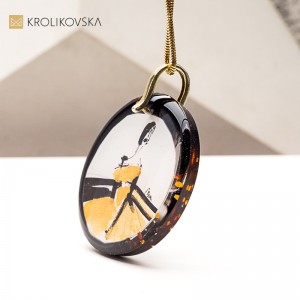 Ręcznie malowana biżuteria z serca – dla tej jedynej.