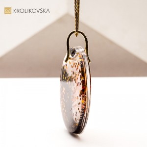 Wyjątkowy naszyjnik na 18-stkę – artystyczna pamiątka na zawsze.