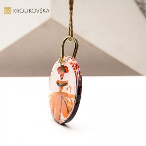 Elegancki naszyjnik z przesłaniem – wyjątkowy upominek na Dzień Matki.