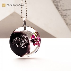 Naszyjnik na 40 urodziny – elegancka biżuteria artystyczna handmade.
