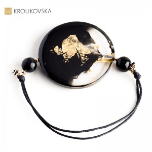 Nesso Noire – Głęboka czerń, subtelne światło.