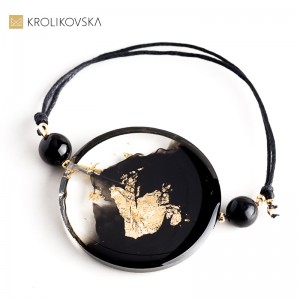 Nesso Noire – Głęboka czerń, subtelne światło.