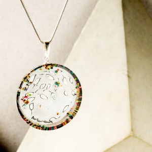 Biżuteria artystyczna - naszyjnik ręcznie malowany  z listkami i koralikami