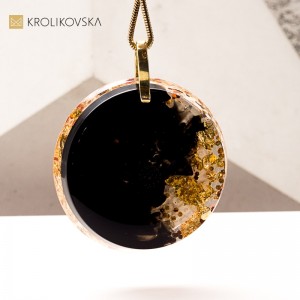 Unikatowy naszyjnik autorski – ręcznie robiona biżuteria Królikovska.