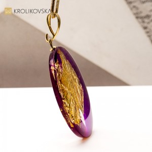Naszyjnik boho z żywicy – biżuteria artystyczna handmade.