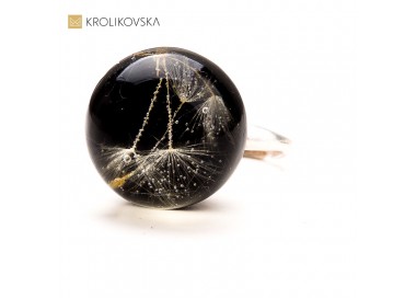 Biżuteria z żywicy z kwiatami – świąteczny upominek pod choinkę