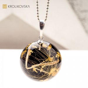 Naszyjnik z żywicy z polnym dmuchawcem – wyjątkowy prezent na rocznicę Naszyjnik z żywicy z polnym dmuchawcem – wyjątkowy prezent na rocznicę