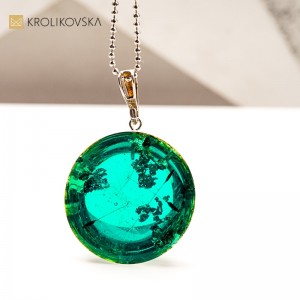 Biżuteria z żywicy handmade – wyjątkowy dodatek dla każdej kobiety.1