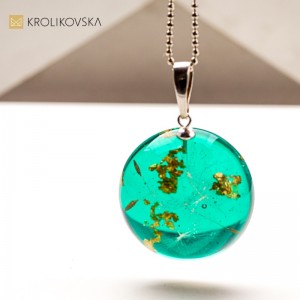 Biżuteria z żywicy handmade – wyjątkowy dodatek dla każdej kobiety.