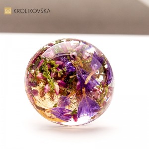 Pierścionek z żywicy i wrzosu – biżuteria z natury na świąteczny czas1