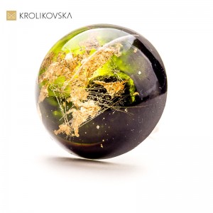 Zielony pierścionek – elegancki prezent pod choinkę.