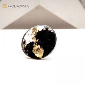 Pierścionek artystyczny – biżuteria jak obraz.