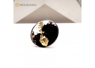 Pierścionek artystyczny – biżuteria jak obraz.