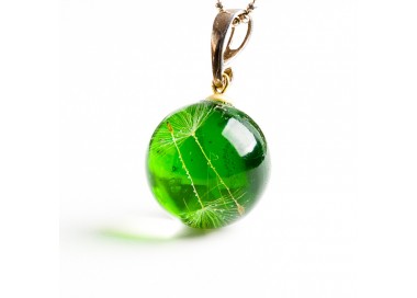 Biżuteria z żywicy handmade – autorska kolekcja inspirowana naturą.