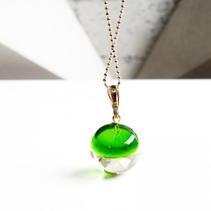 Biżuteria z żywicy handmade – autorska kolekcja inspirowana naturą.