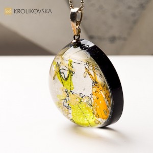Biżuteria handmade z grafiką– wyjątkowa w każdym detalu.