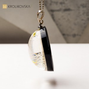 Biżuteria handmade z grafiką– wyjątkowa w każdym detalu.