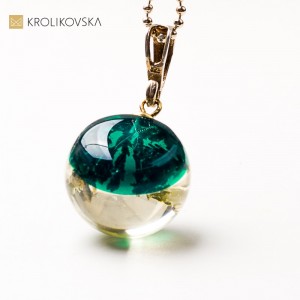 Biżuteria z kwiatem – ponadczasowy symbol piękna natury.1