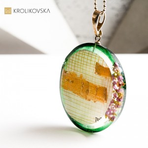 Biżuteria z żywicy handmade – unikalny dodatek dla każdej kobiety.