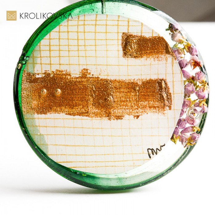 Biżuteria z żywicy handmade – unikalny dodatek dla każdej kobiety.
