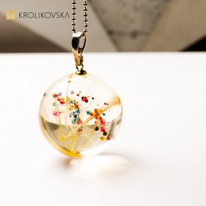 Naszyjnik symboliczny – biżuteria z przesłaniem i znaczeniem.1