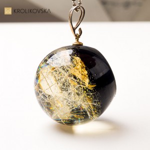 Biżuteria z motywem kwiatowym – kobiecy, uniwersalny styl1