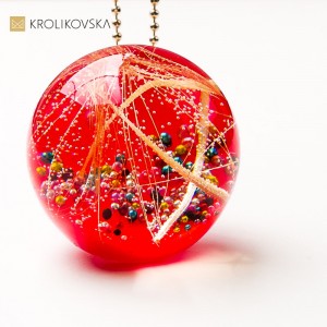 Naszyjnik z roślinnym motywem – elegancka biżuteria dla niej.1