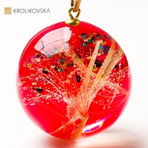 Naszyjnik z roślinnym motywem – elegancka biżuteria dla niej.