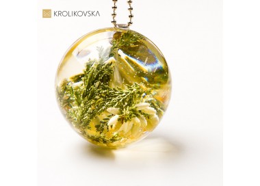 Naszyjnik z kwiatami i wrzosem – prezent dla kobiety z klasą.